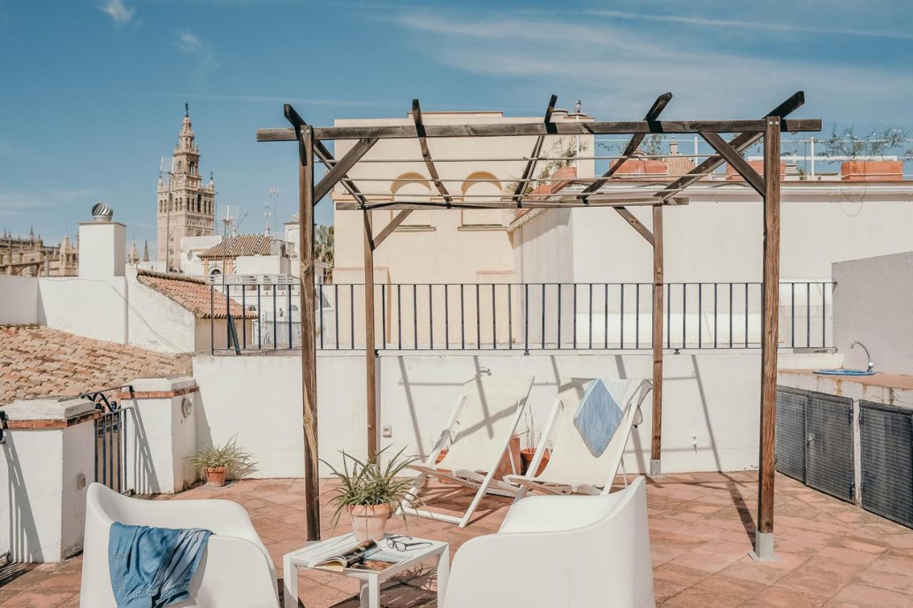 Apartamentos Boutique Vida Seville Exterior photo