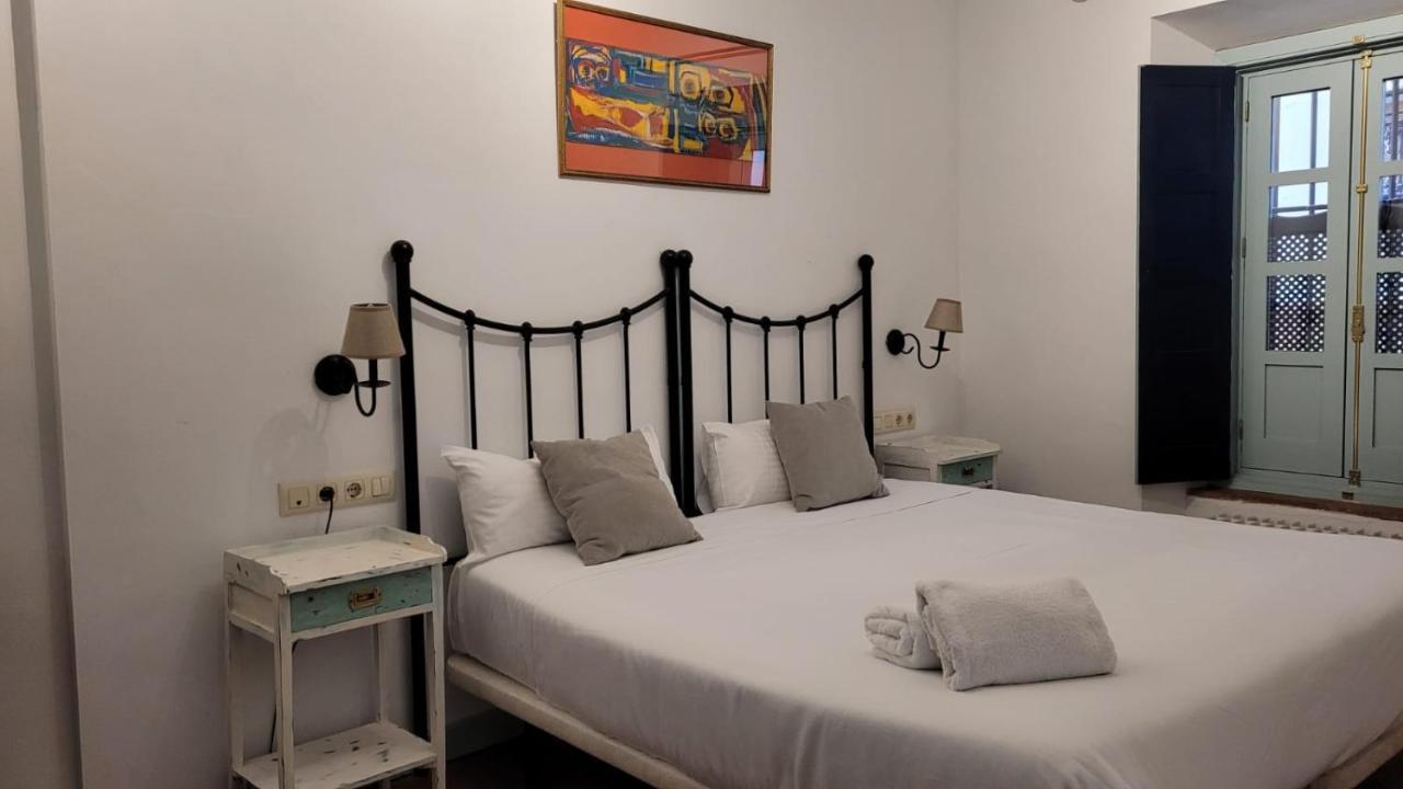 Apartamentos Boutique Vida Seville Exterior photo