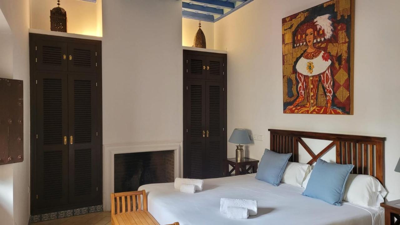 Apartamentos Boutique Vida Seville Exterior photo